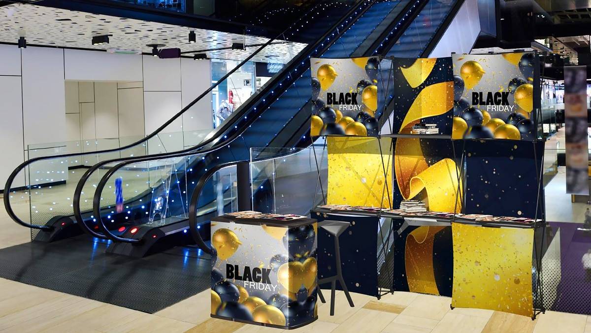 Xpressions-Fabric-Pop-Up-display