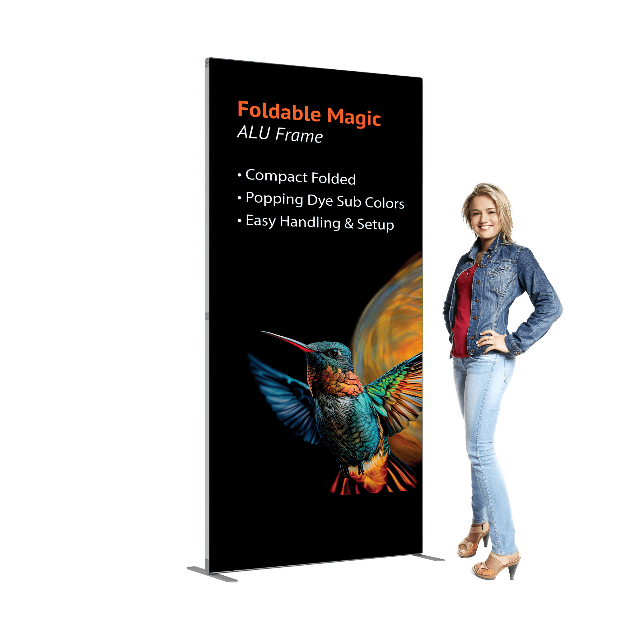 Vrouw naast opvouwbare aluminium beursstand met kleurrijke kolibrie-illustratie en tekst 'Foldable Magic ALU Frame'